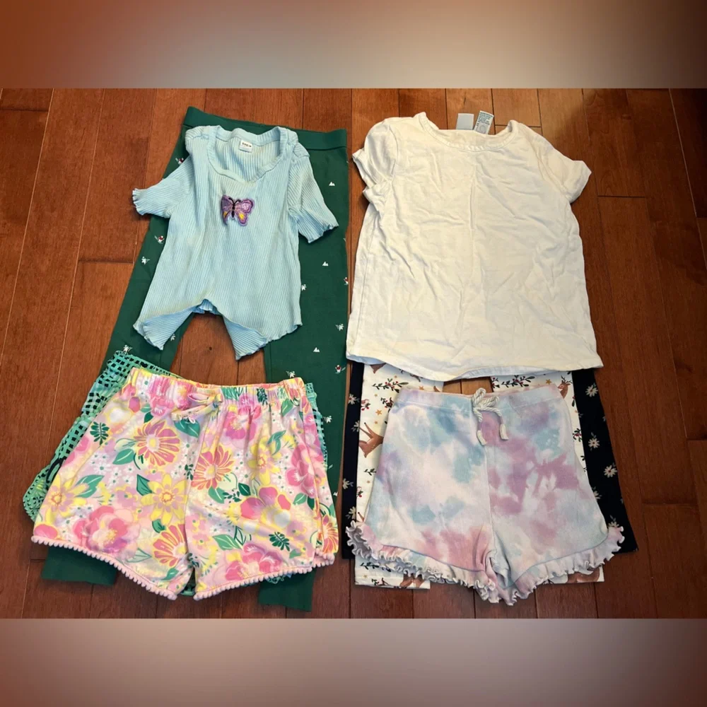 Girls size 6-9 clothing bundle (11 items)